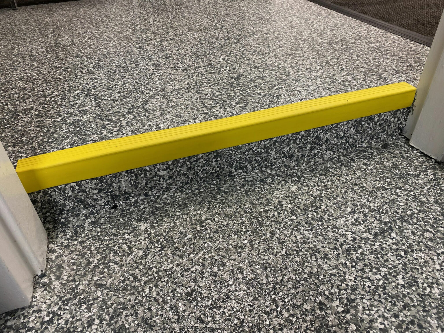 commercial-epoxy-floor-coatings-Edmonton